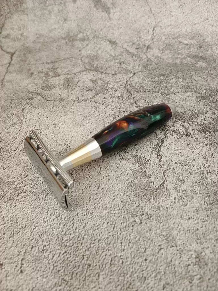 Double Edge Safety Razor Alumilite Resin Handle