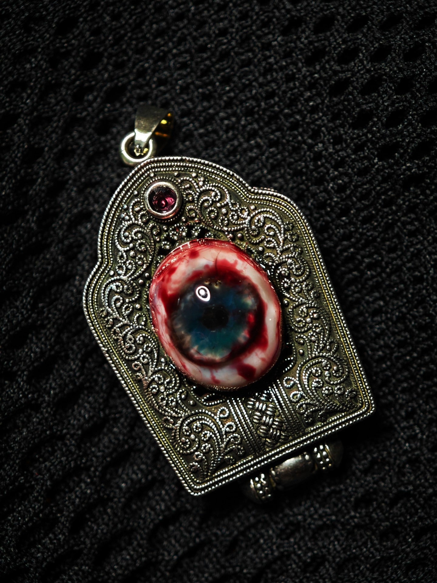 Cthulhu Eye Pendant with Hidden Compartment