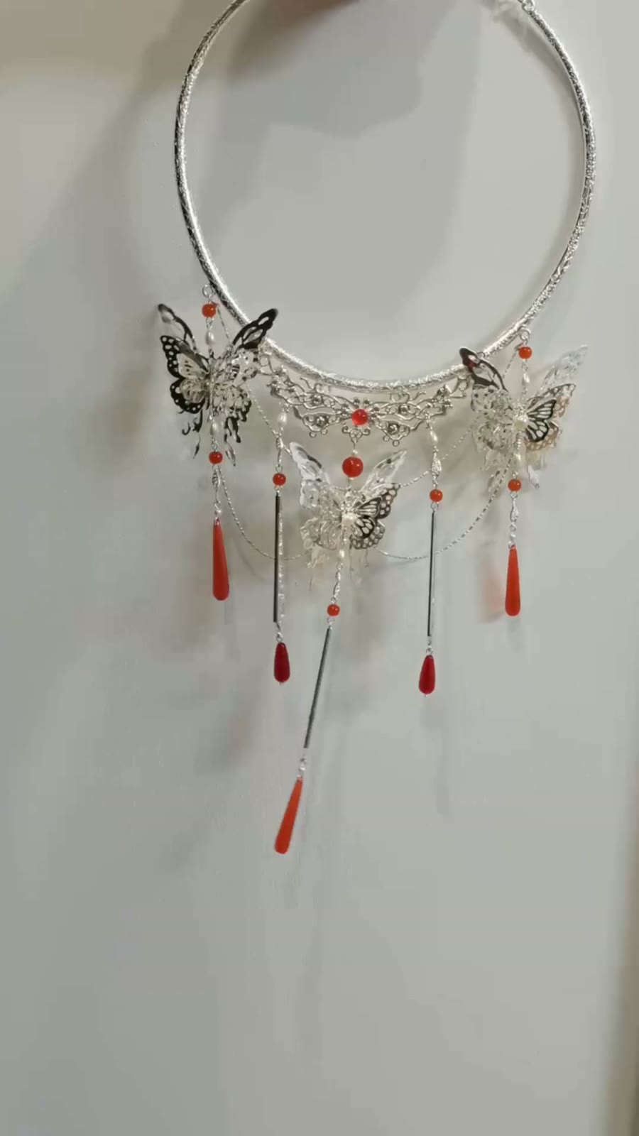 Hua Cheng Collar Necklace with Butterfly Motifs