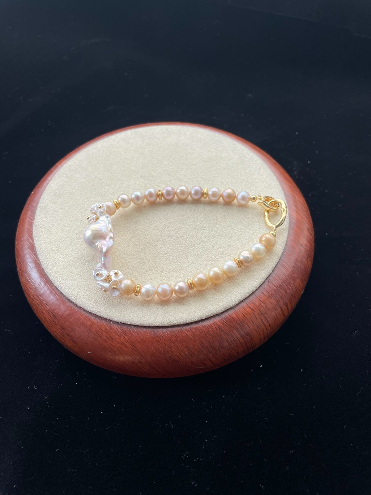 Natural Pearl Bracelet with Baroque Centerpiece