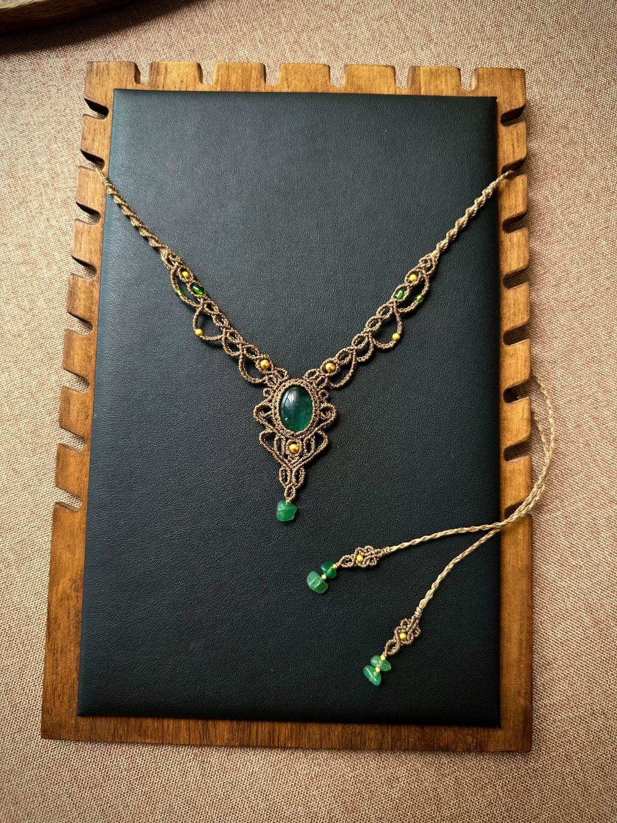 Green Macrame Labradorite Vintage Necklace