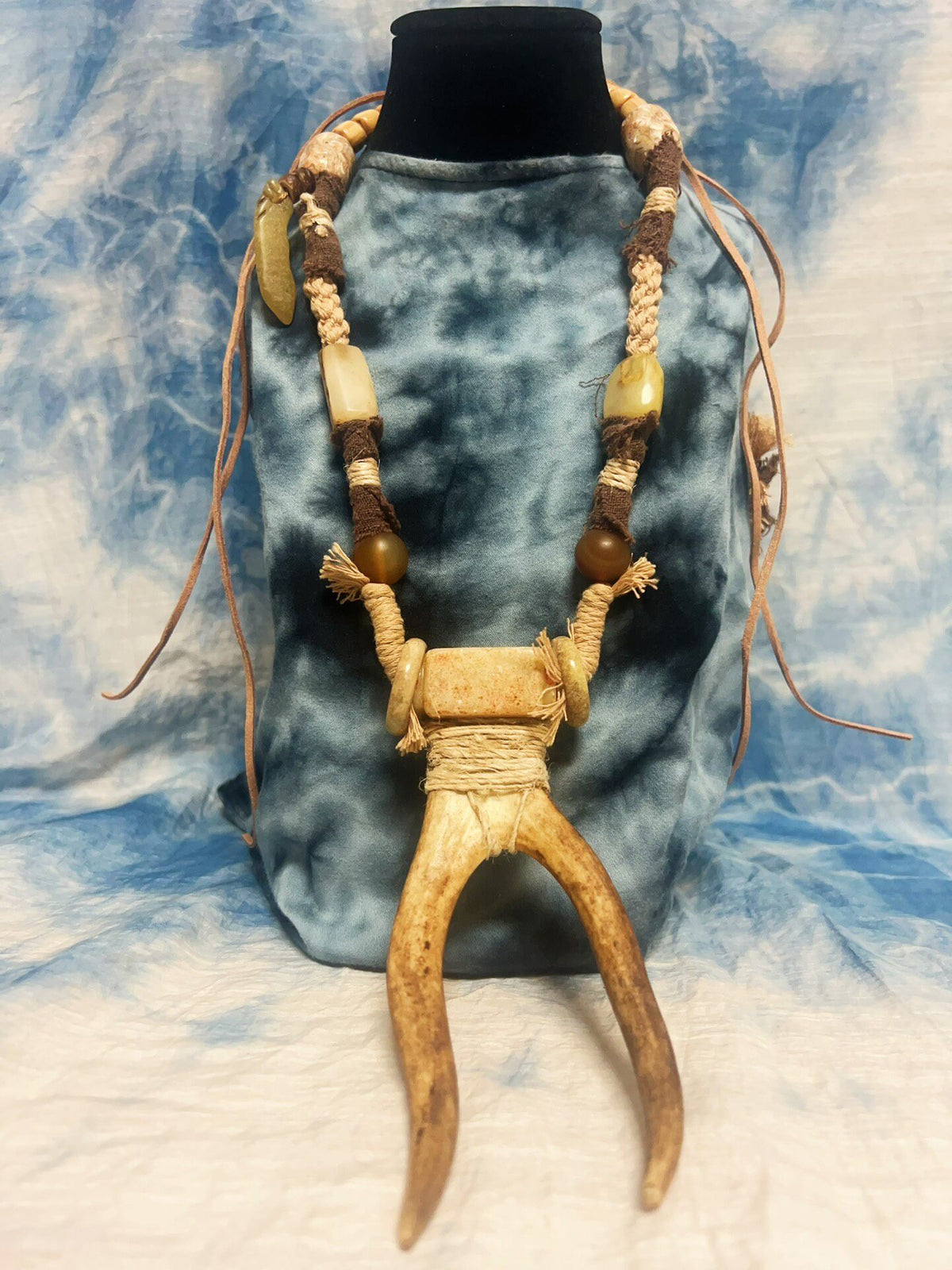 Handcrafted Deer Antler Jade Necklace