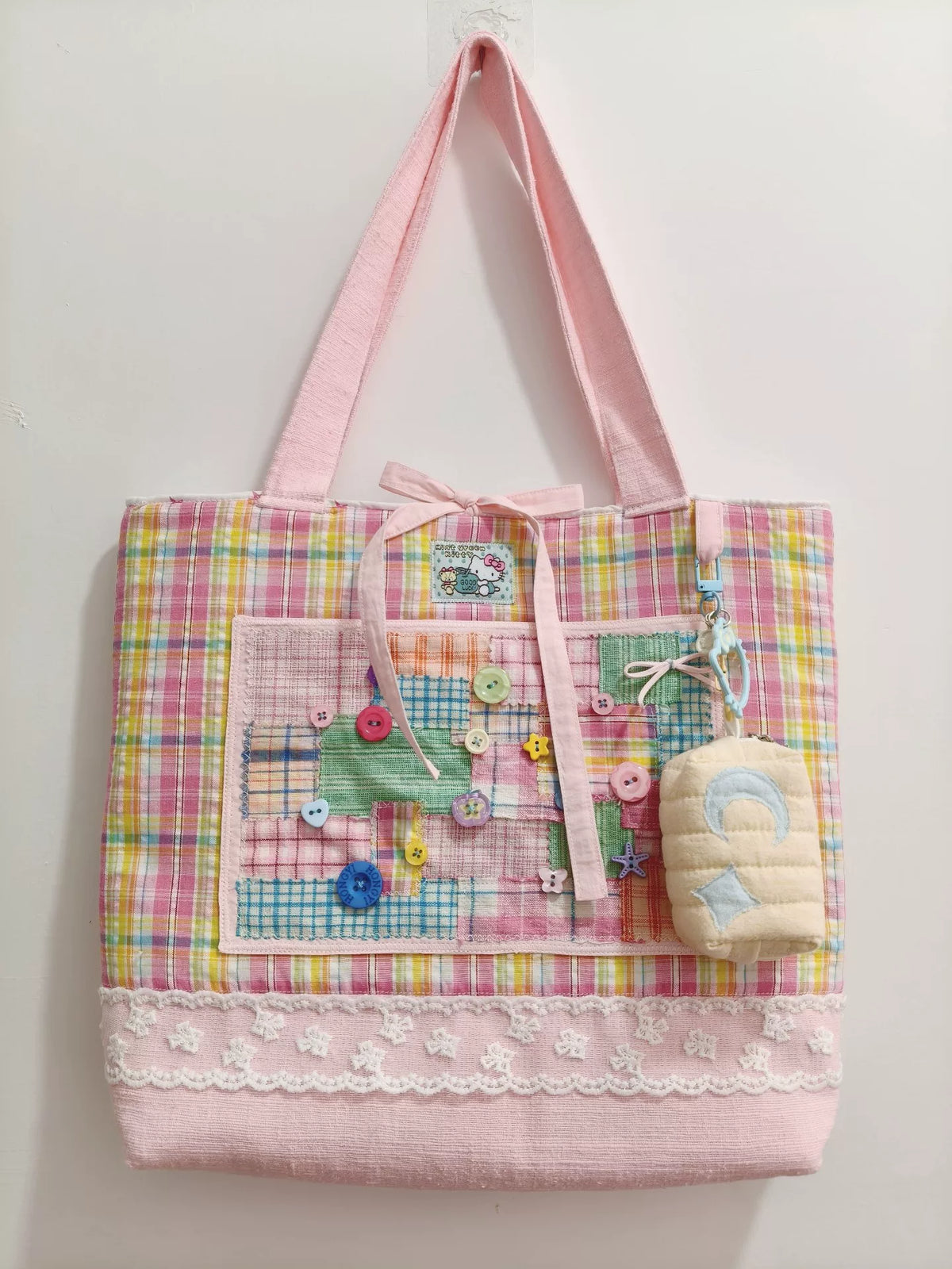 Rosa karierte Patchwork-Tasche mit Spitzenbesatz