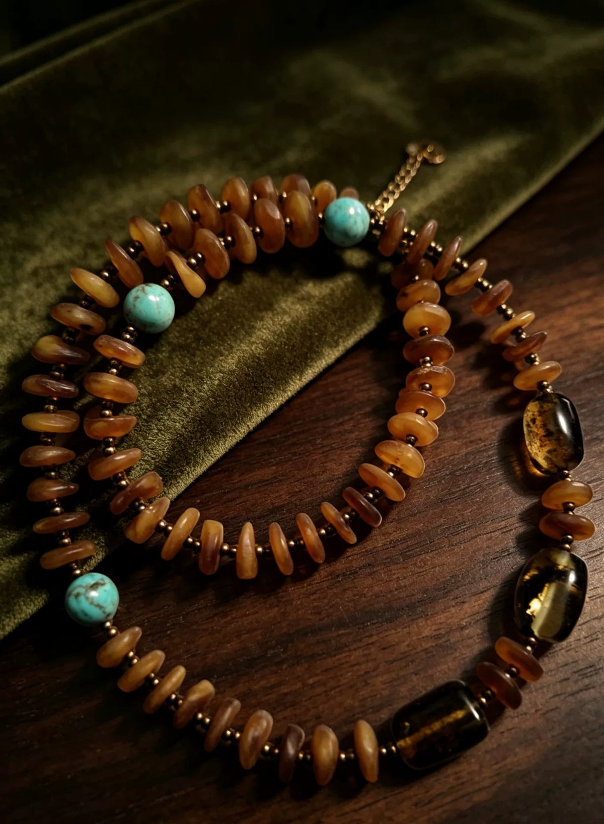 Collier de perles ambre et turquoise 45 cm
