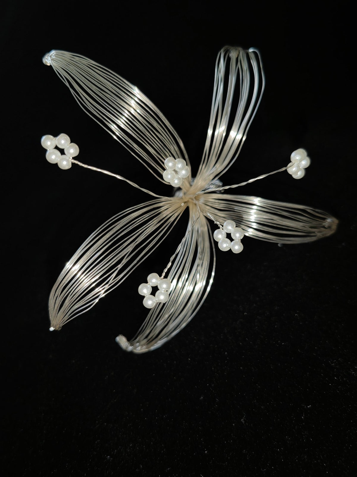 Handcrafted Wire Flower Hair Brooch Pearl