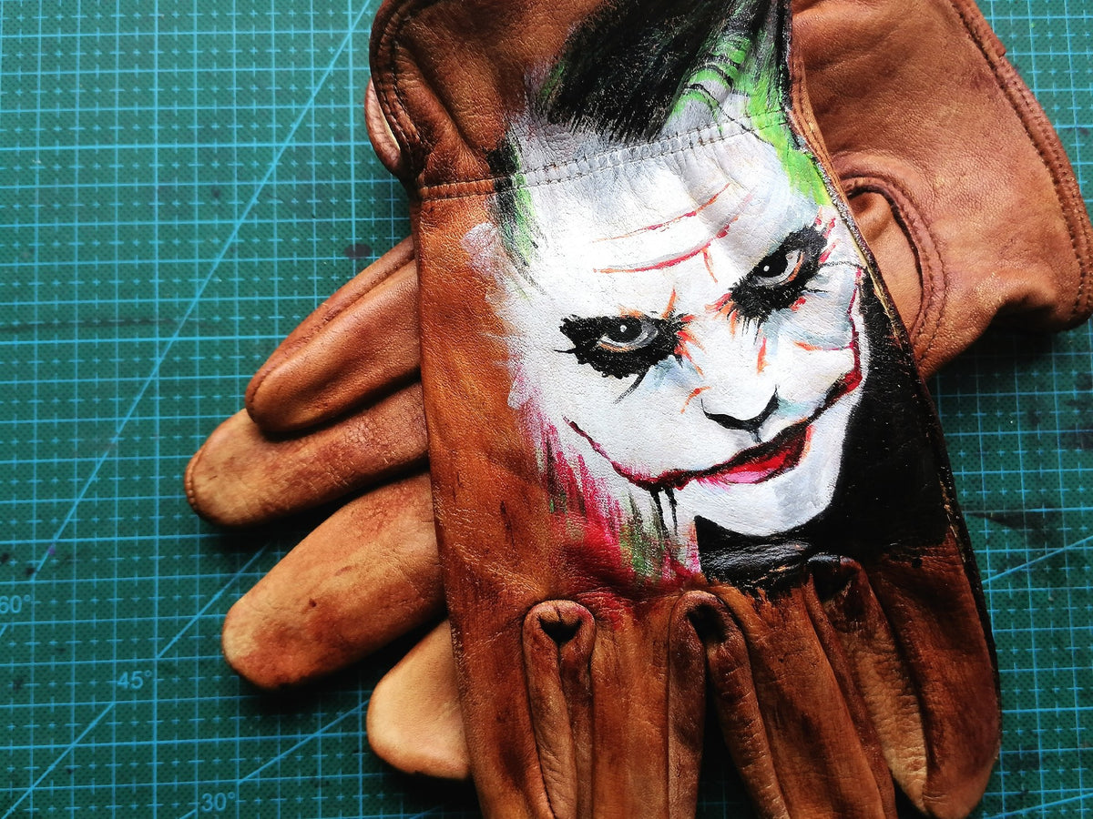 Joker Painted Leather Gloves Brown