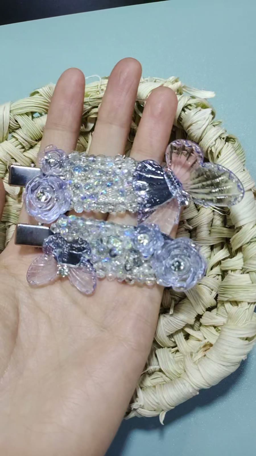 Fermaglio per Capelli Artigianale a Farfalla di Cristallo Viola