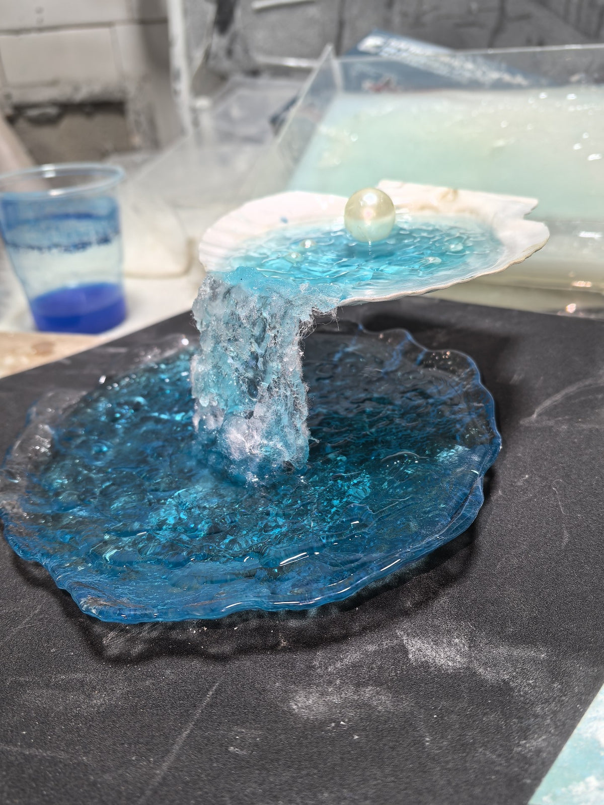 Blue Resin Seashell Waterfall Pearl Decor