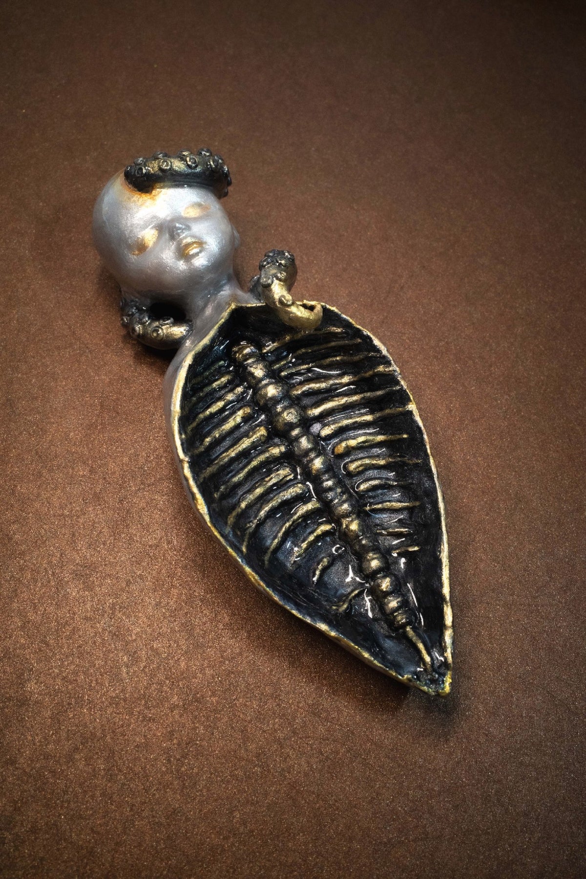Cthulhu Black Gold Rib Incense Tray