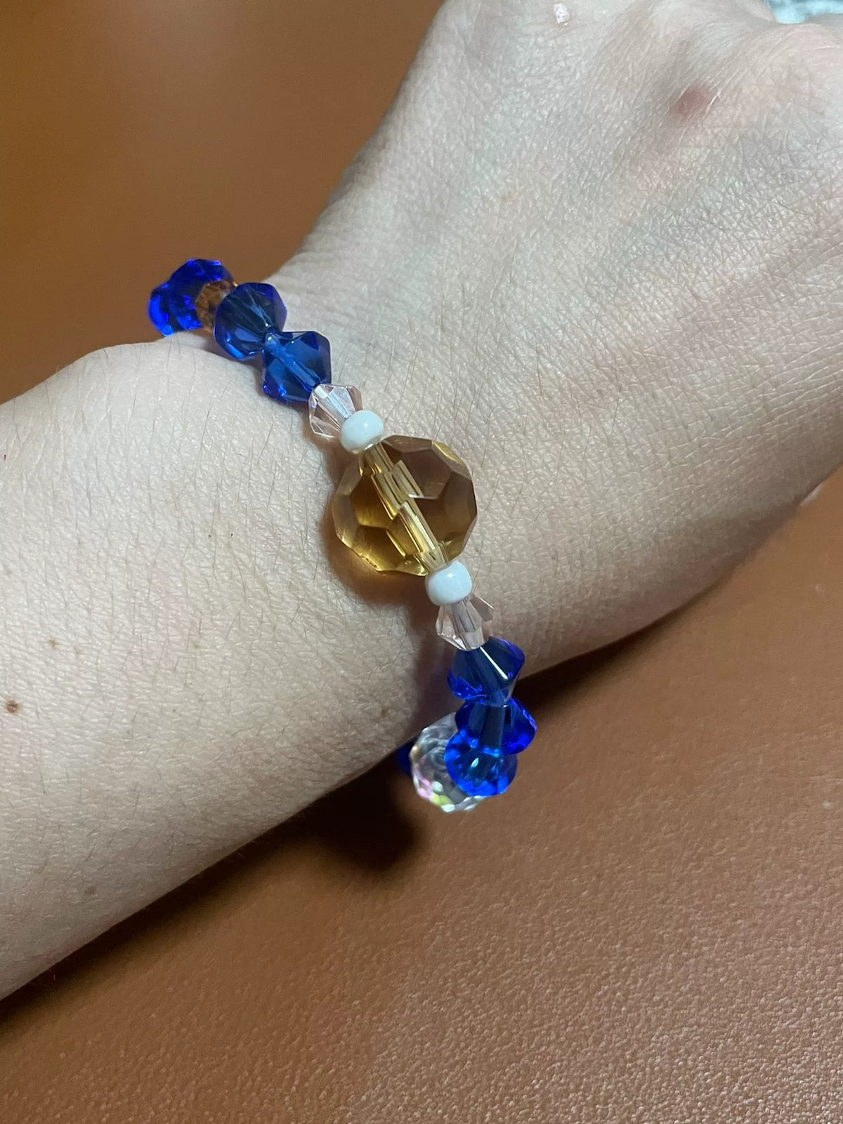 Bracelete de Contas de Vidro com Corte de Diamante