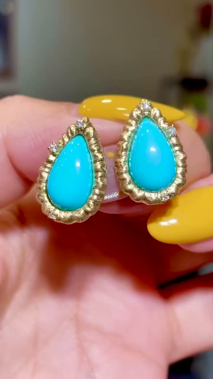 18K Gold Turquoise Teardrop Stud Earrings