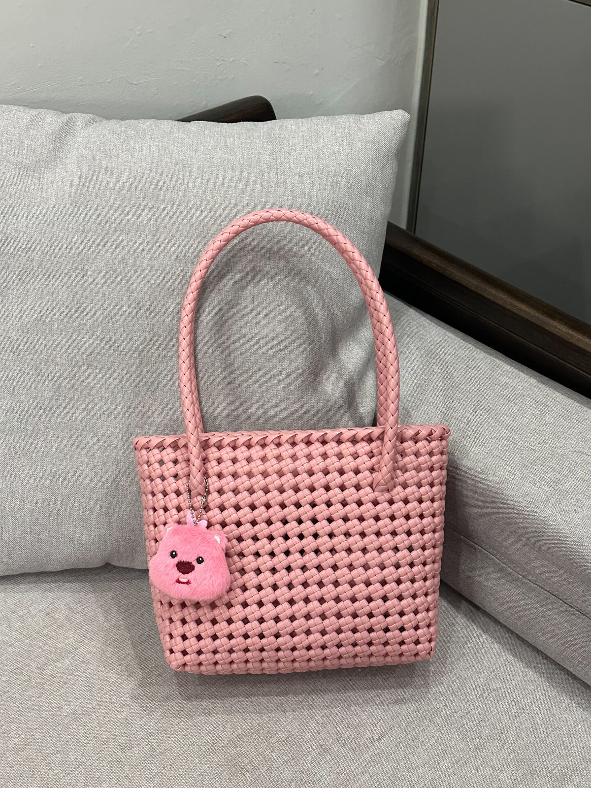 Bolso de Mimbre Rosa Tejido a Mano