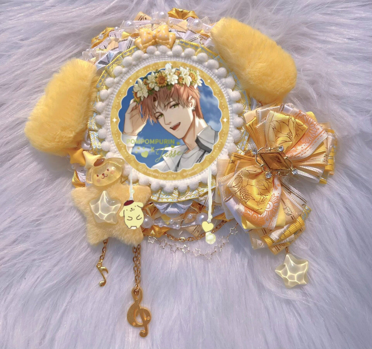 Love and Deepspace Sanrio Pompompurin Badge Holder