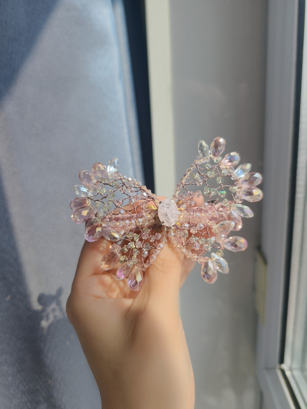 Rose Gold Butterfly Parallel Clip