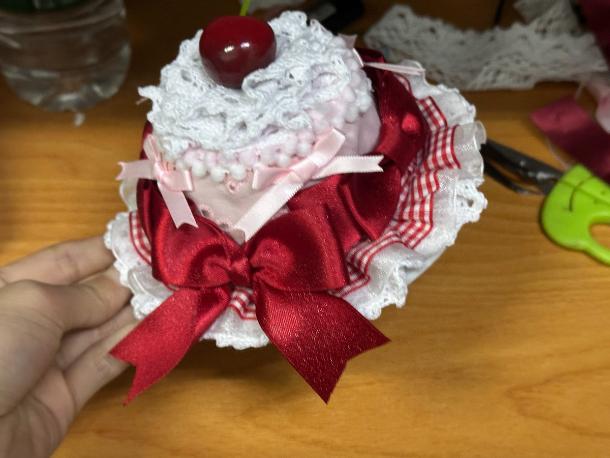 Pink Cupcake Mini Top Hat Lace