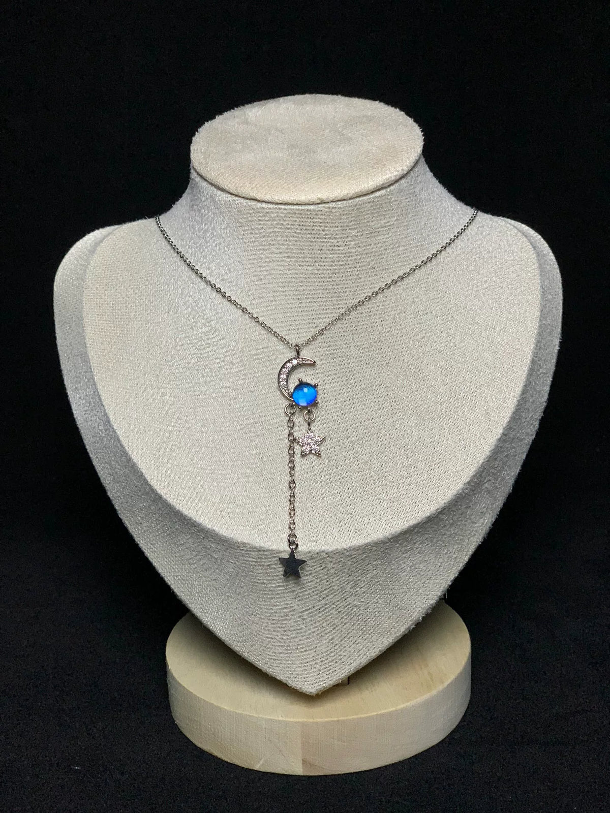Colar de Prata Borboleta Morpho Azul e Lua Crescente