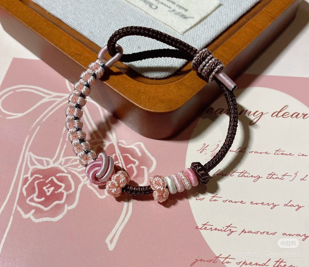 Pulseira Trançada Cor Bolo de Chocolate com Morango