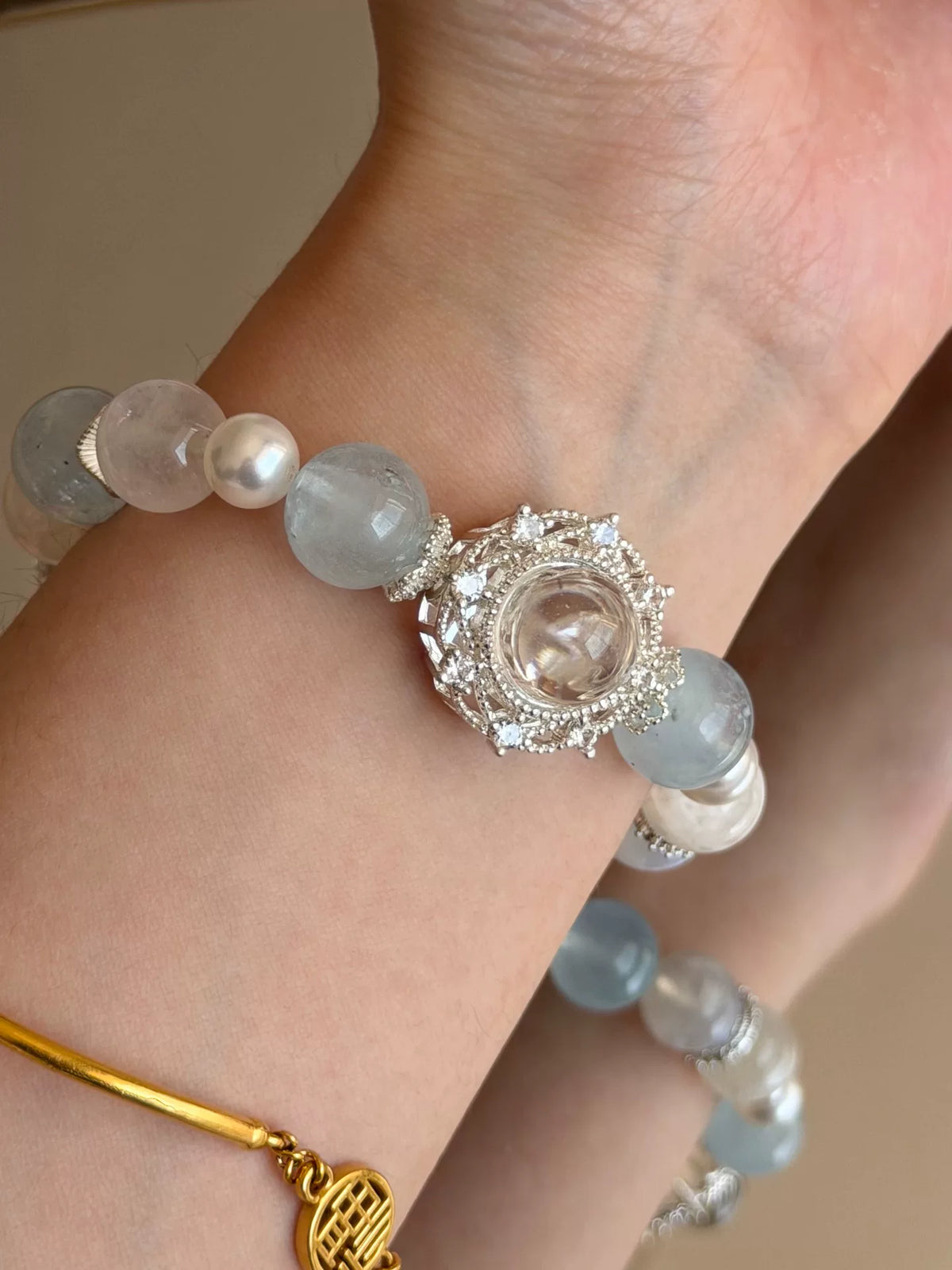 Pulseira de Cristal de Águasina, Pedra da Lua e Pérola de Concha