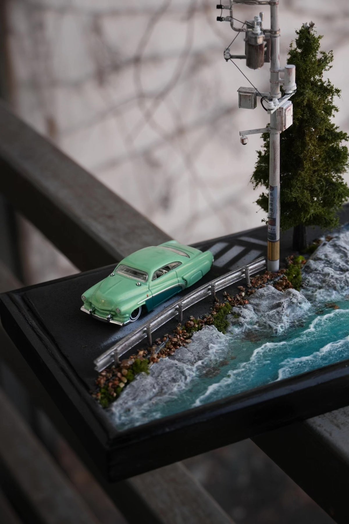 1/64 Scale Coastal Road Diorama Wooden Base