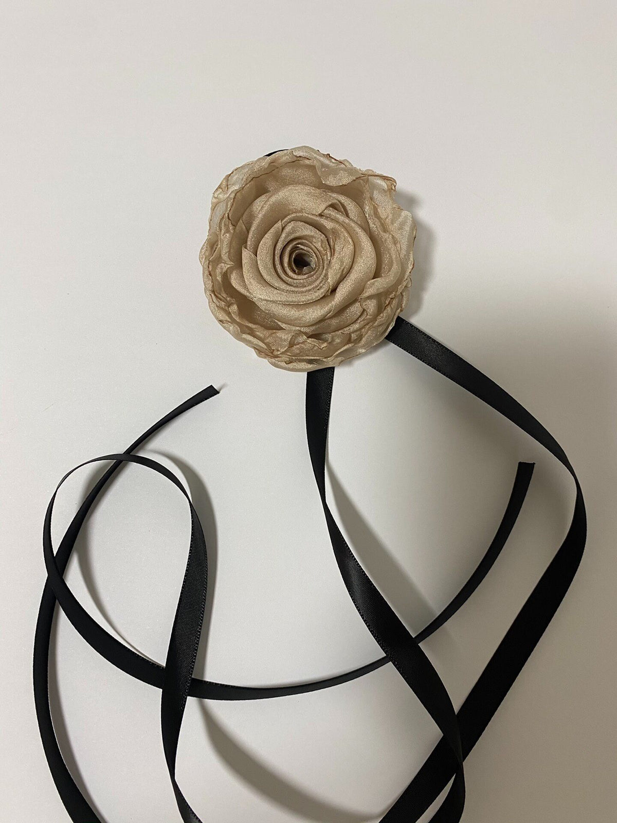 Champagne Rose Burned Edge Choker Necklace