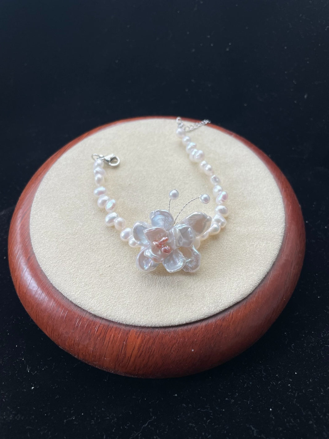 982627882098 - Image 1