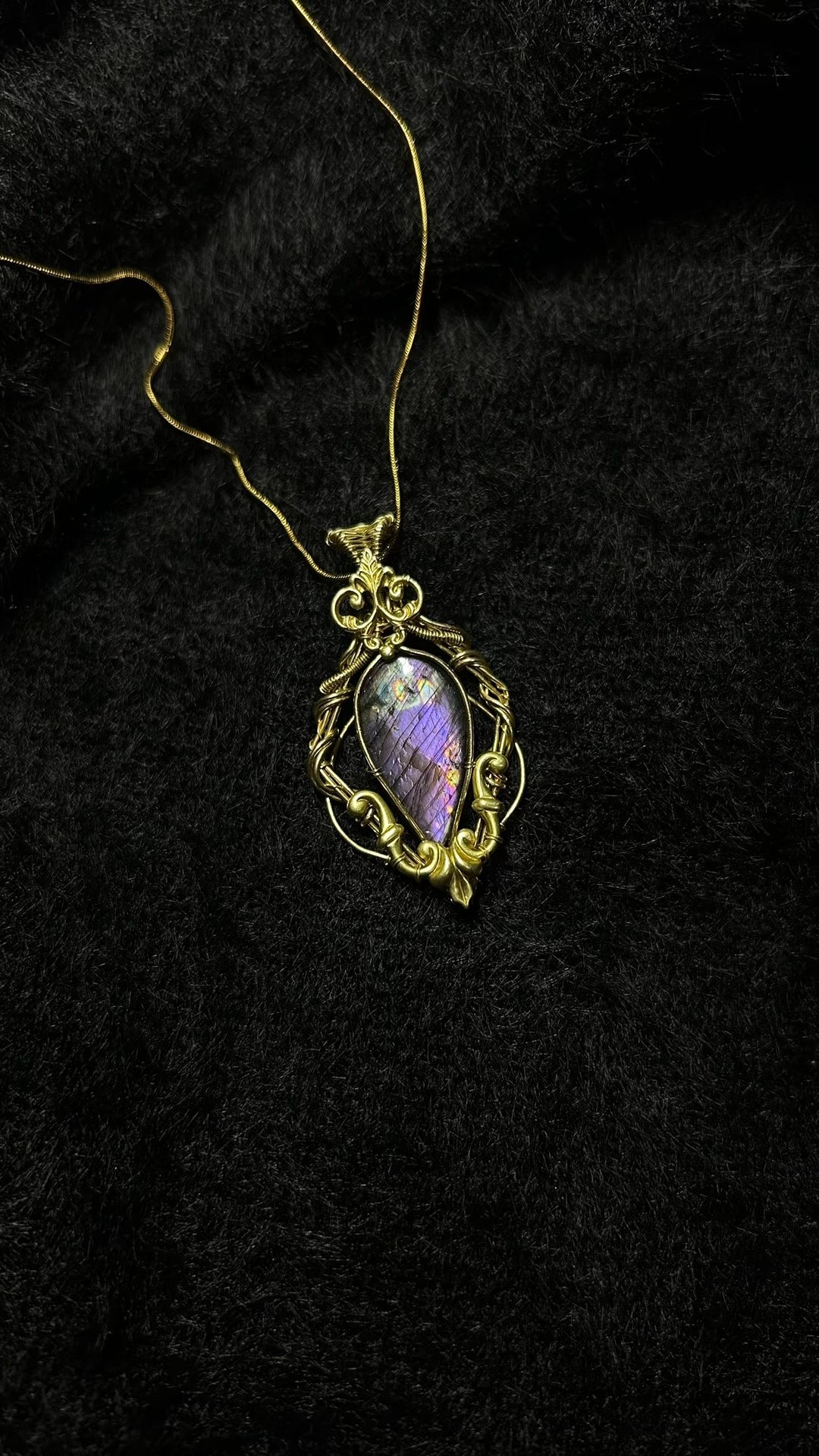 Wire Wrapped Labradorite Pendant with Snake Chain