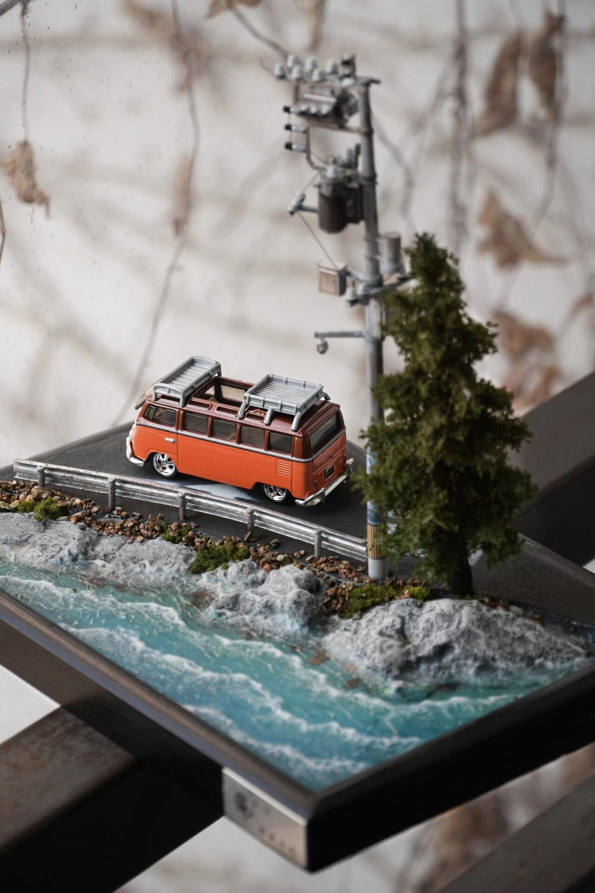 1/64 Scale Coastal Road Diorama Wooden Base