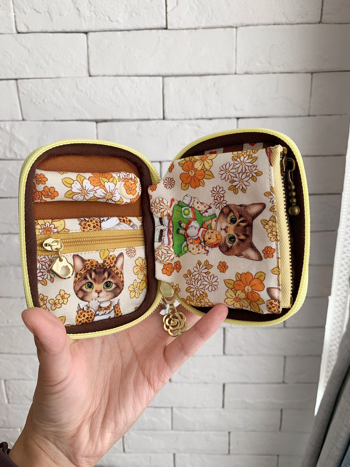Cat Print Card Pouch with Zipper