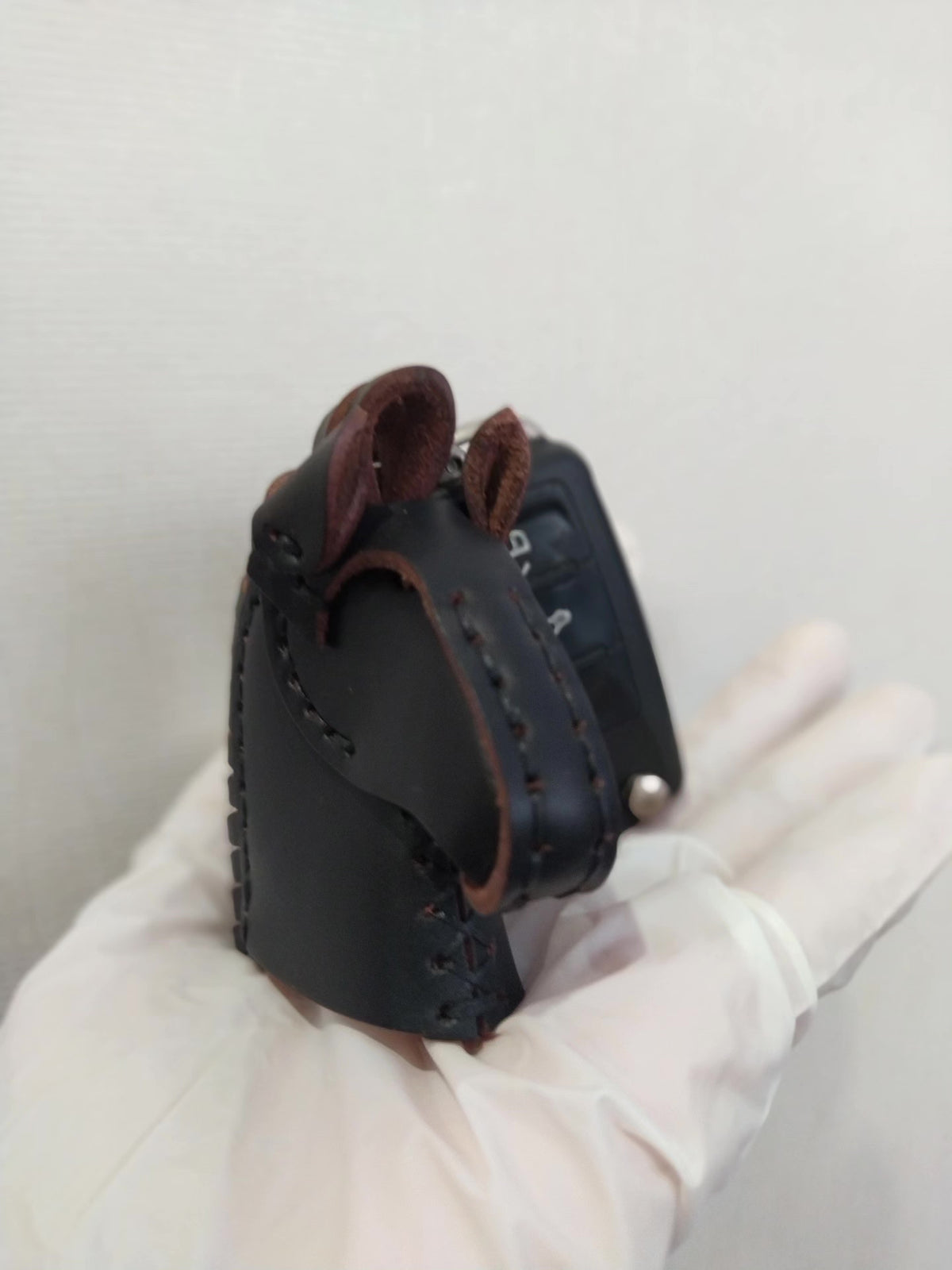 Porte-clés en cuir tête de cheval artisanal