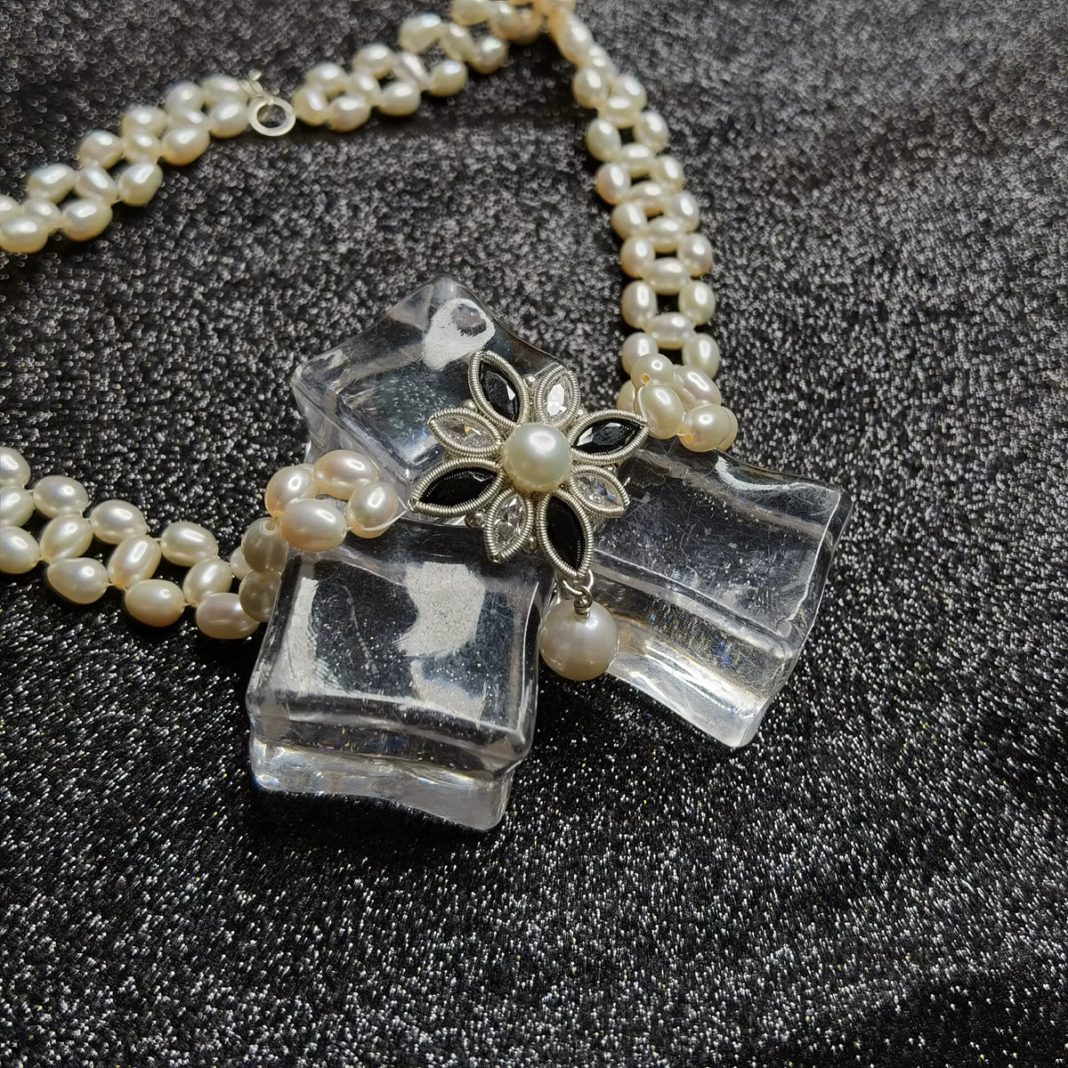 Collana con Perle e Onice Nera Wire Wrapped