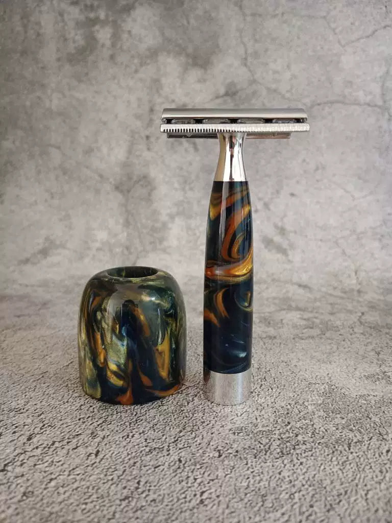 Vintage Double Edge Safety Razor with Resin Handle