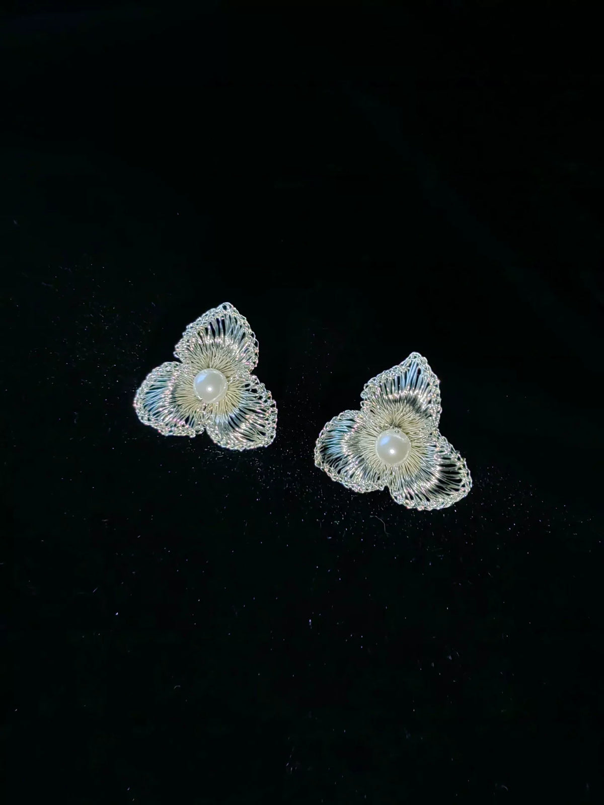 ハンドメイド シルバーワイヤークロシェ パールフラワーピアス