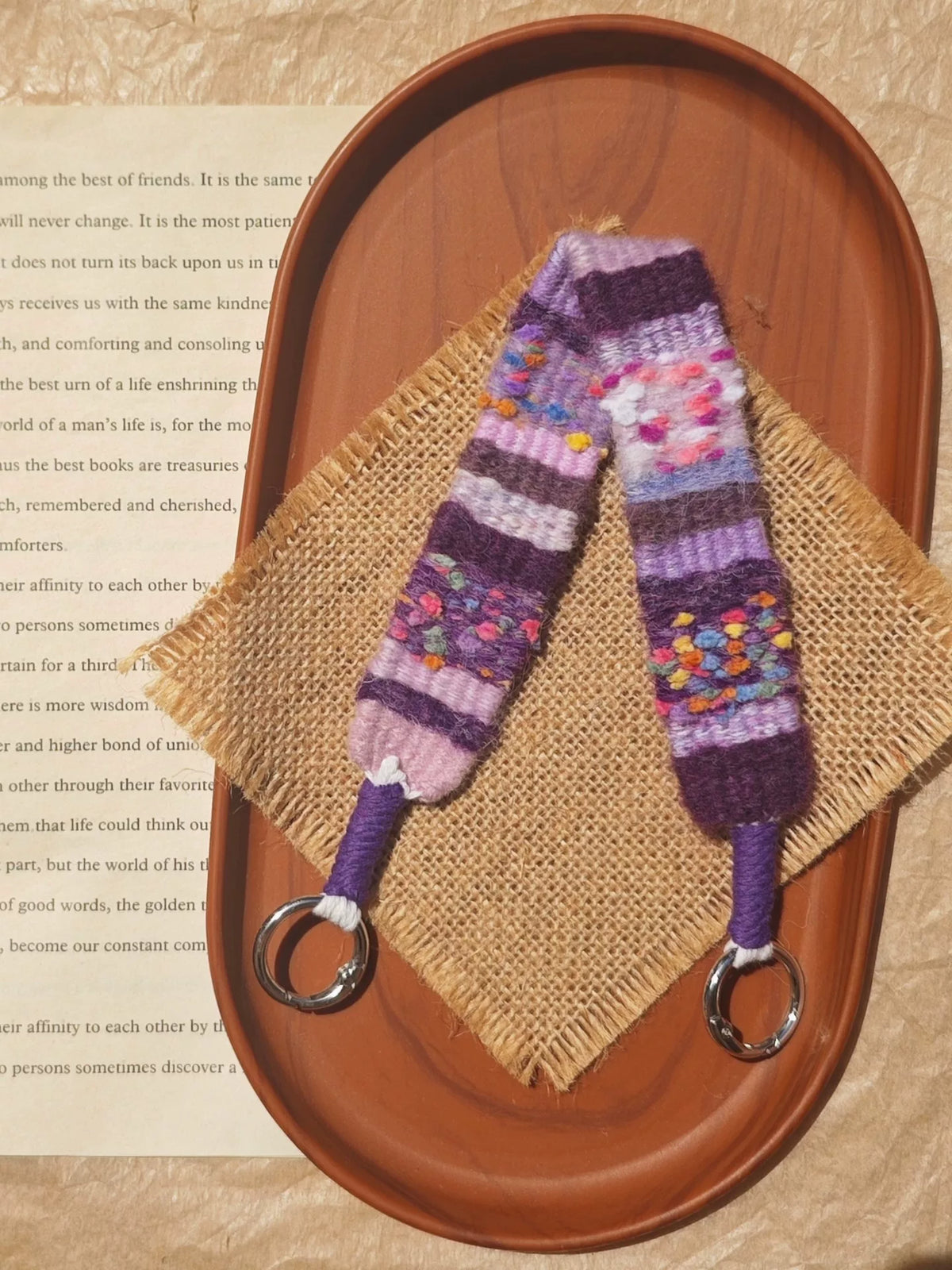 Pulseira Tecida Roxo Uva em Algodão, Lã e Mohair