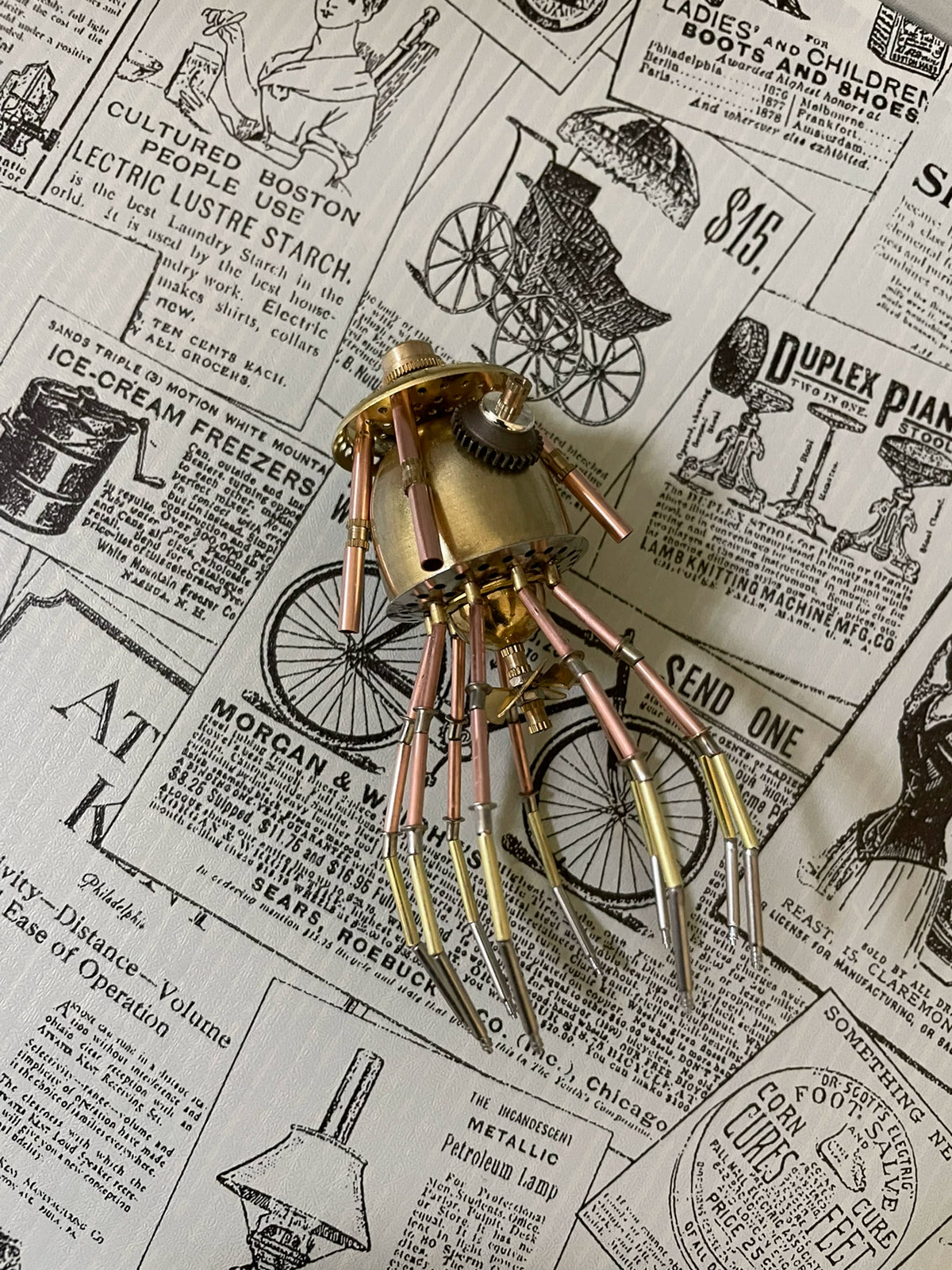 Figurine d'araignée mécanique en laiton steampunk