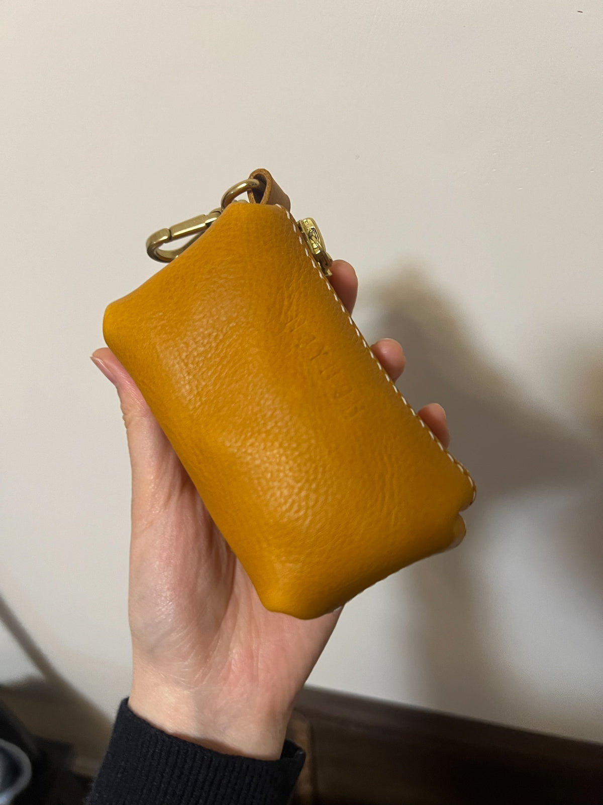 Handheld Walnut Pouch Leather Carry Bag