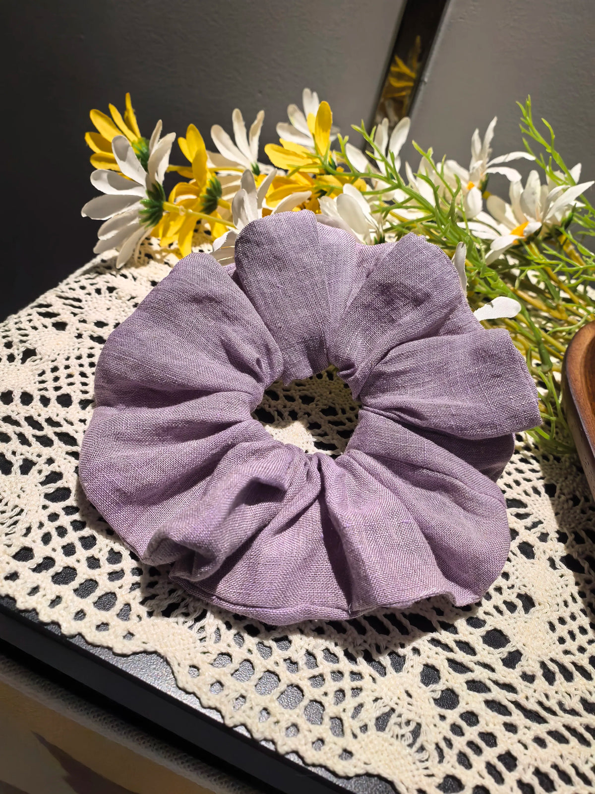 Scrunchie in lino viola