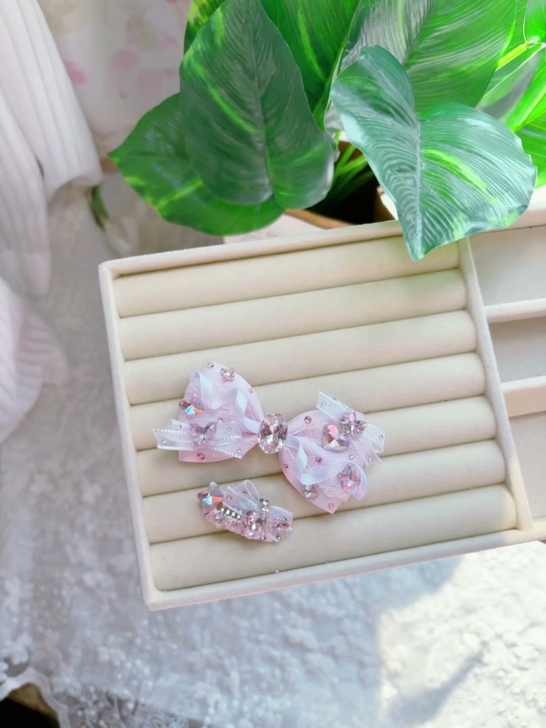 Pink Rhinestone Bow Hair Clip Set