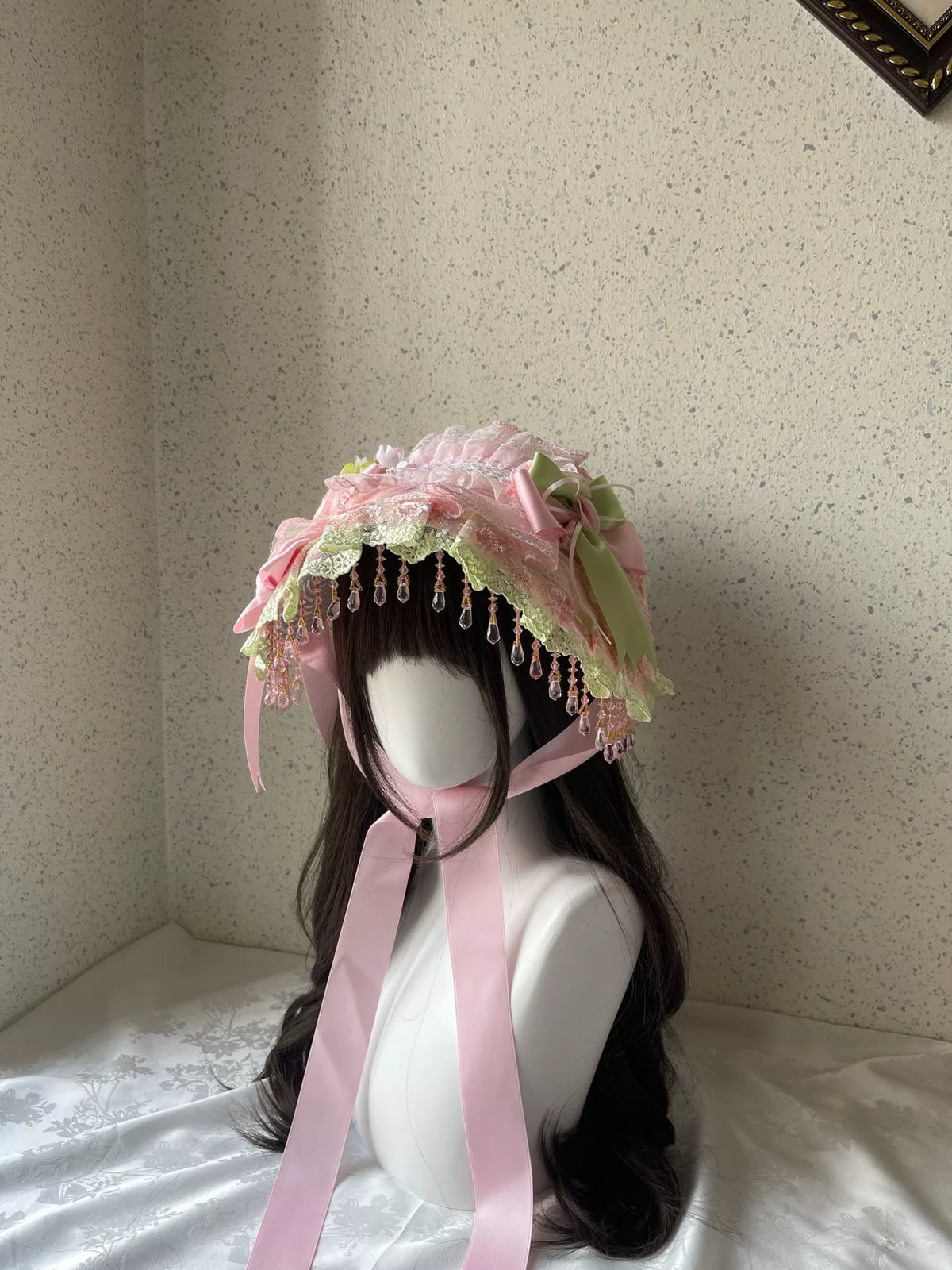 Cappellino Bonnet Lolita in pizzo rosa e verde