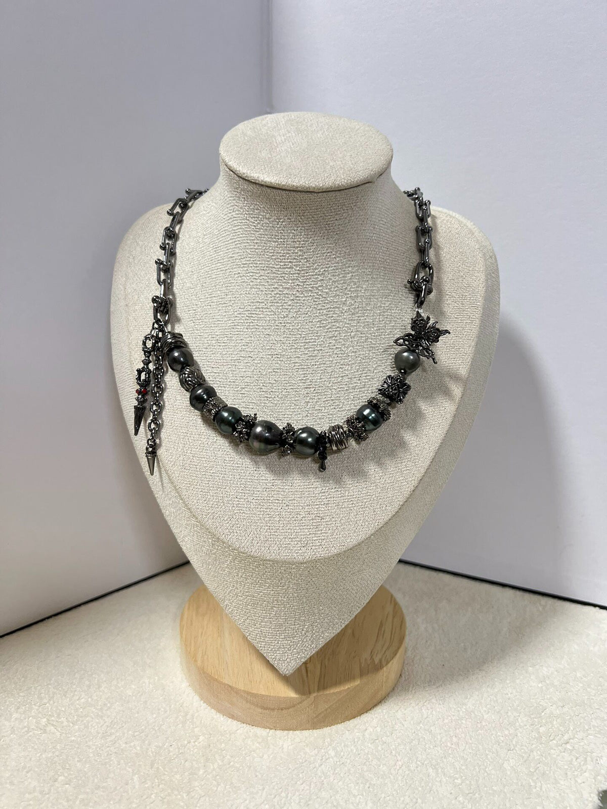 Gothic Tahitian Pearl Necklace Bracelet