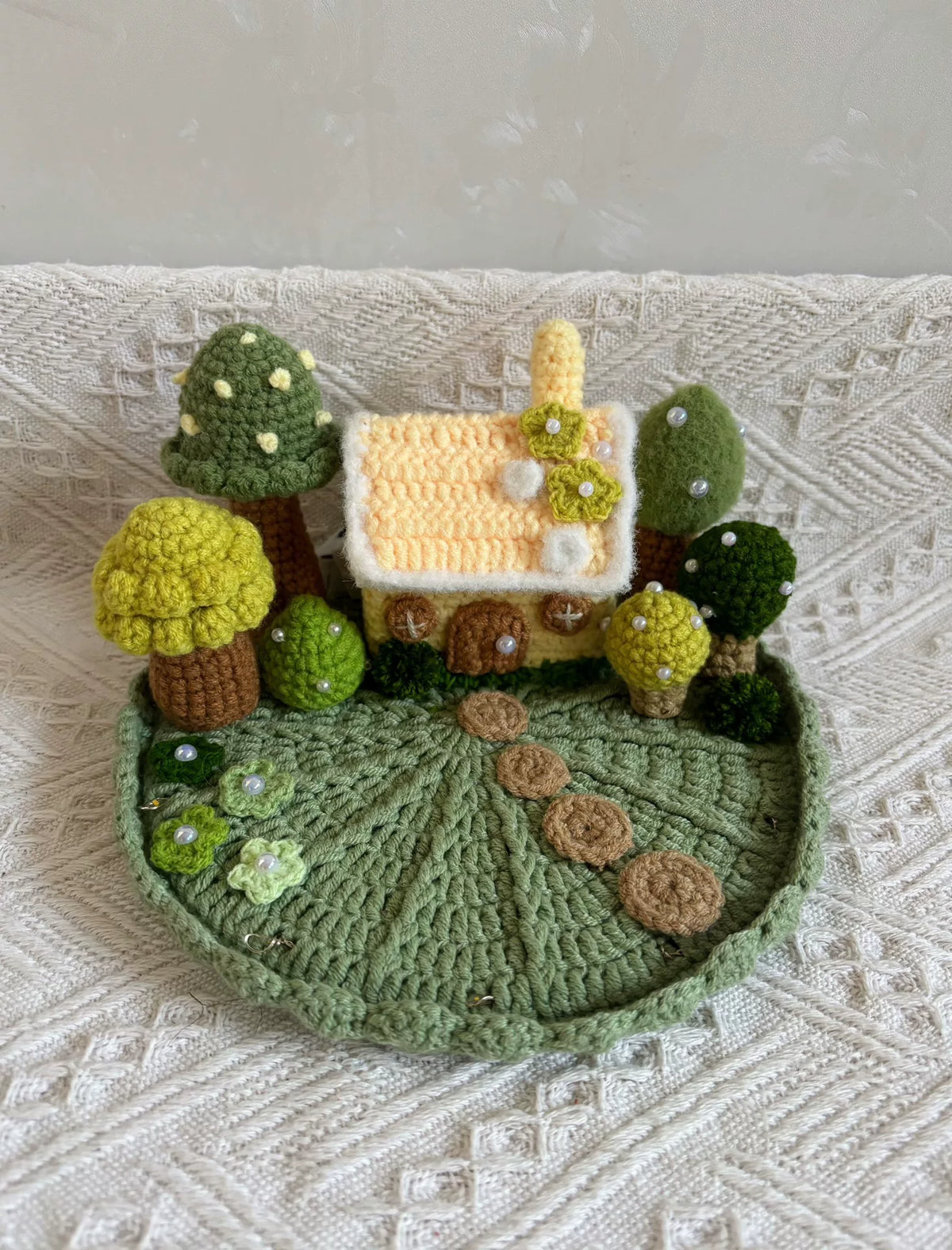 Boîte de rangement et veilleuse Chalet de Forêt en Crochet