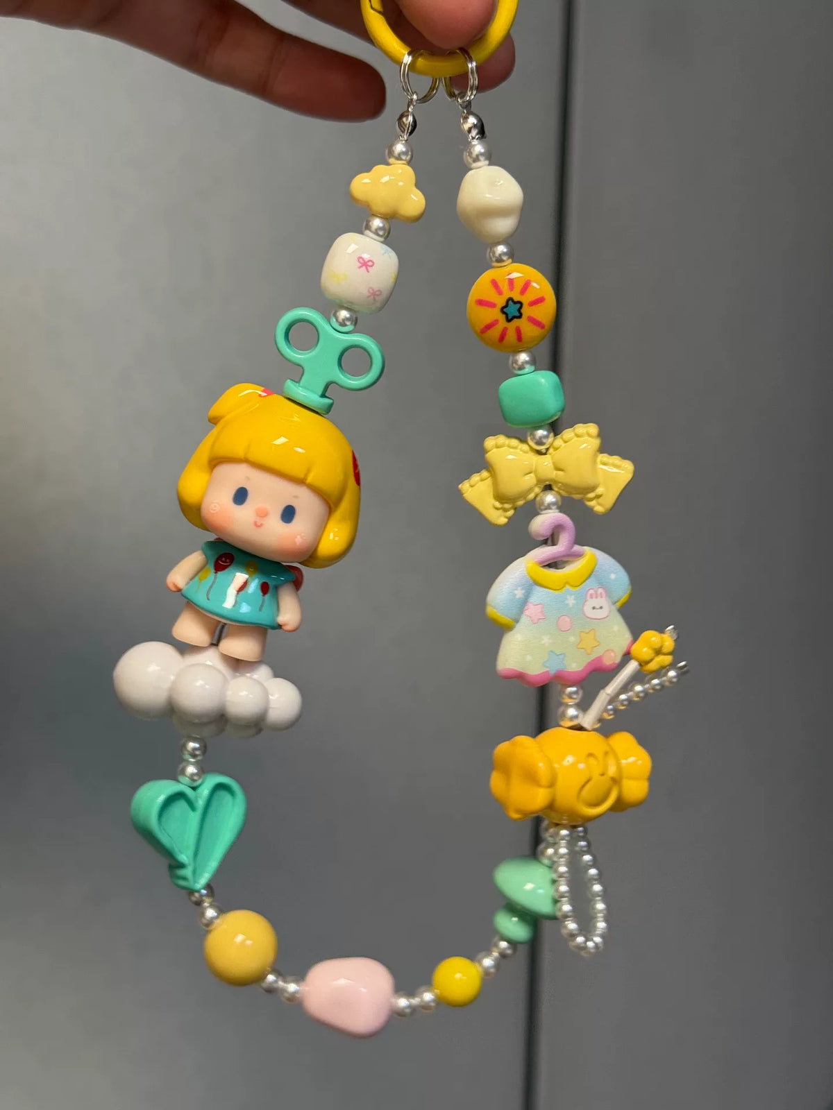 Llavero de móvil, bolso o llavero pastel con cuentas