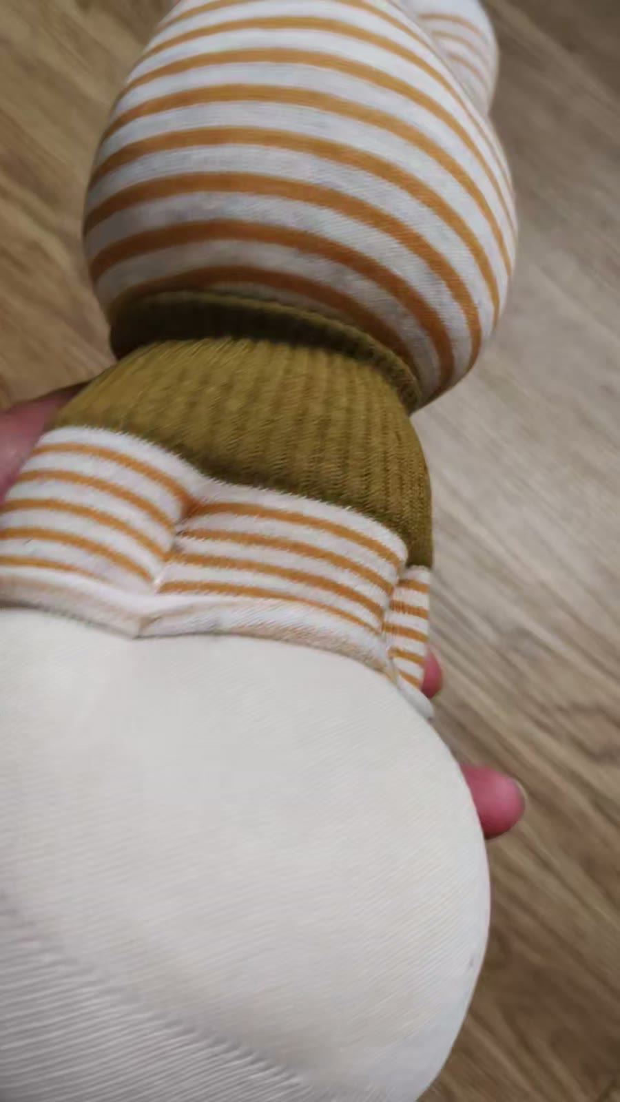 Coelho de Pelúche de Meia Listrado Feito à Mano