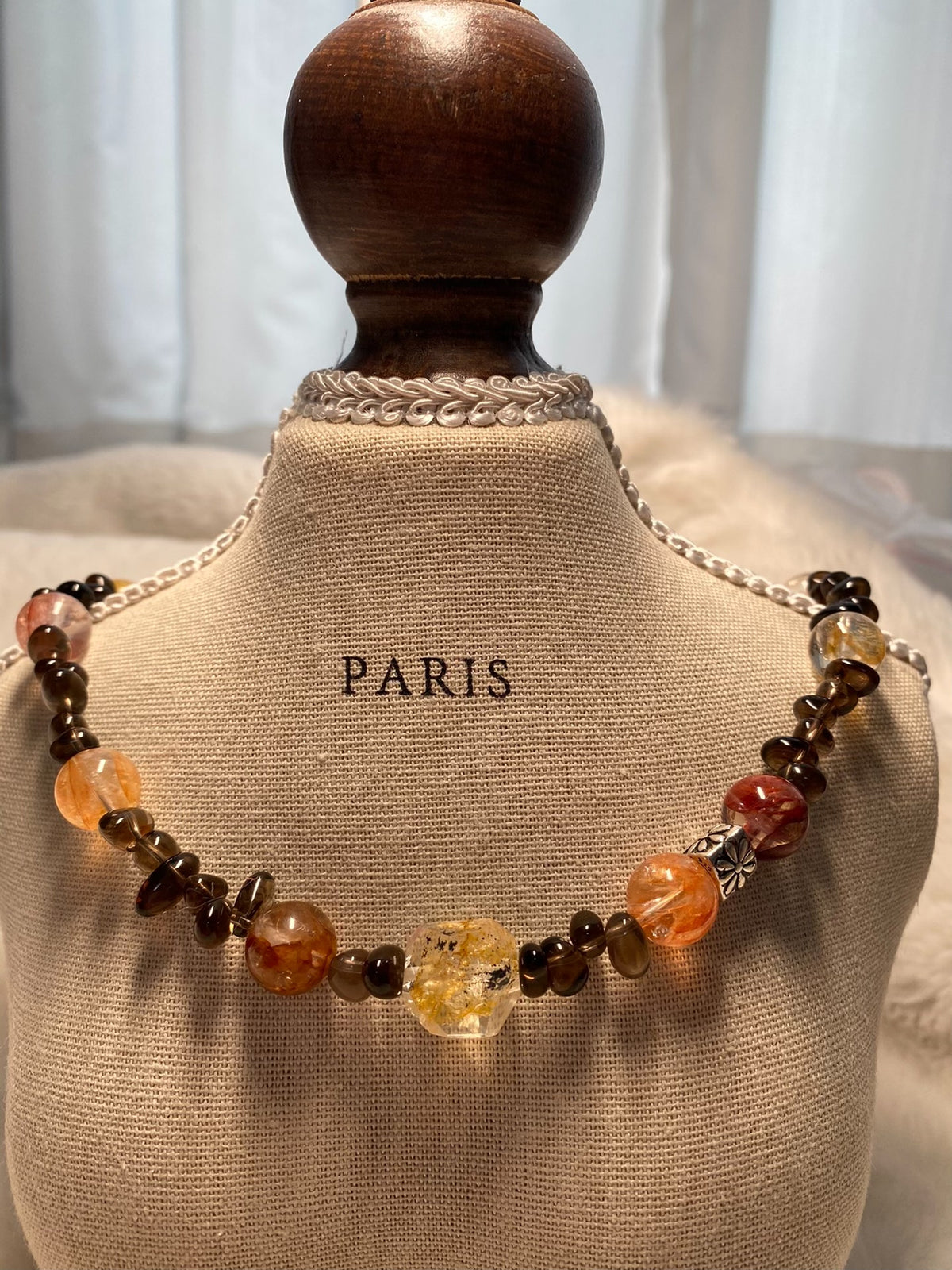 Collana con perle in quarzo smoky e gel flower