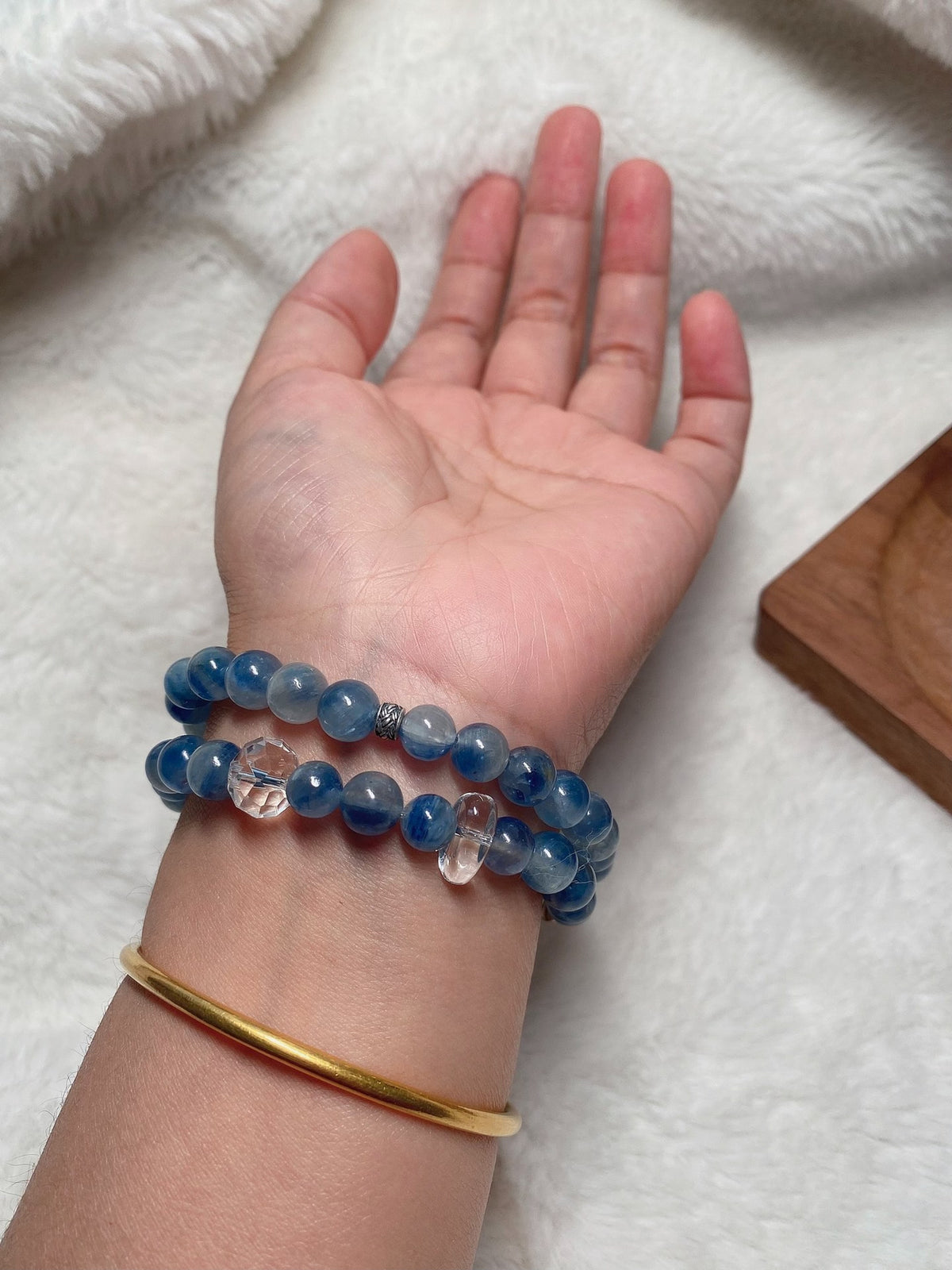 Blue Kyanite Double Loop Bracelet with Crystal