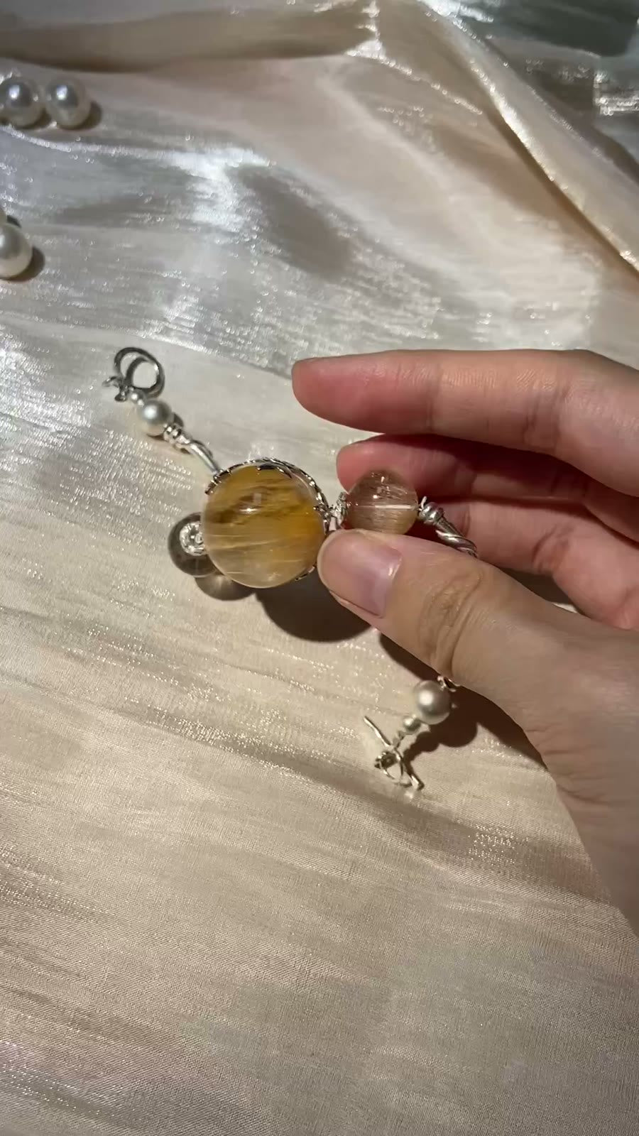 Goose Yellow Rabbit Hair Crystal Bracelet