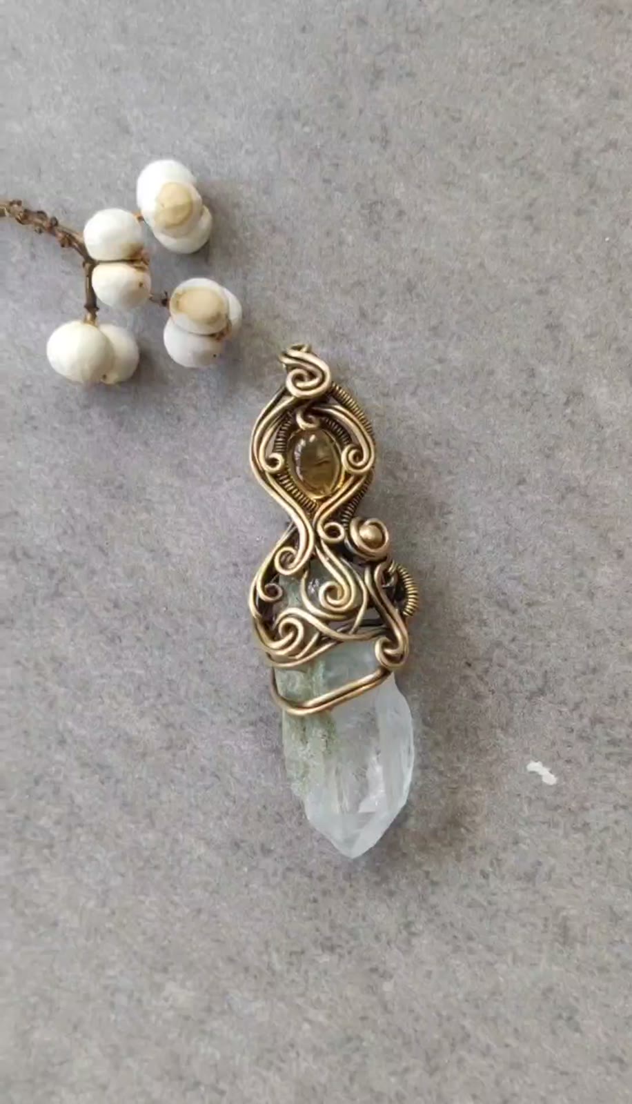 Groene Phantom Kwarts Wire Wrapped Hanger