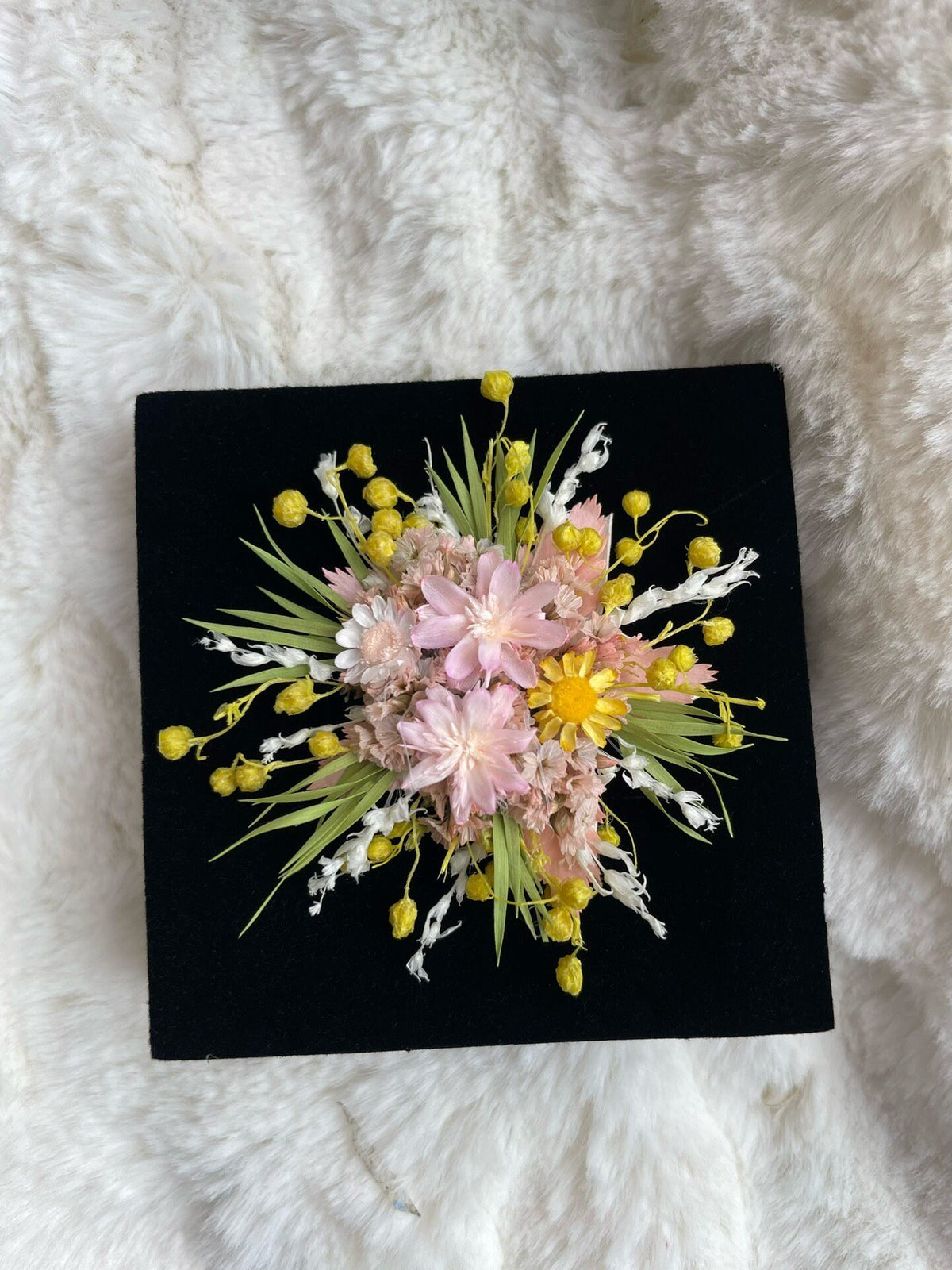 Bevarad blomsterring rosa grön