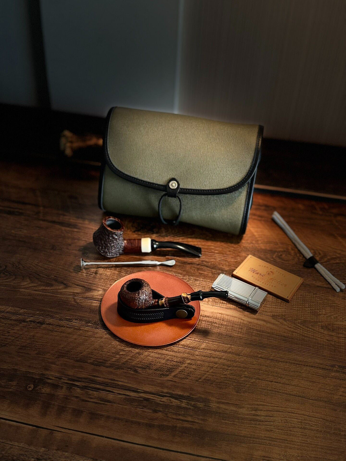Leather Pipe Case with Olive Green Finish