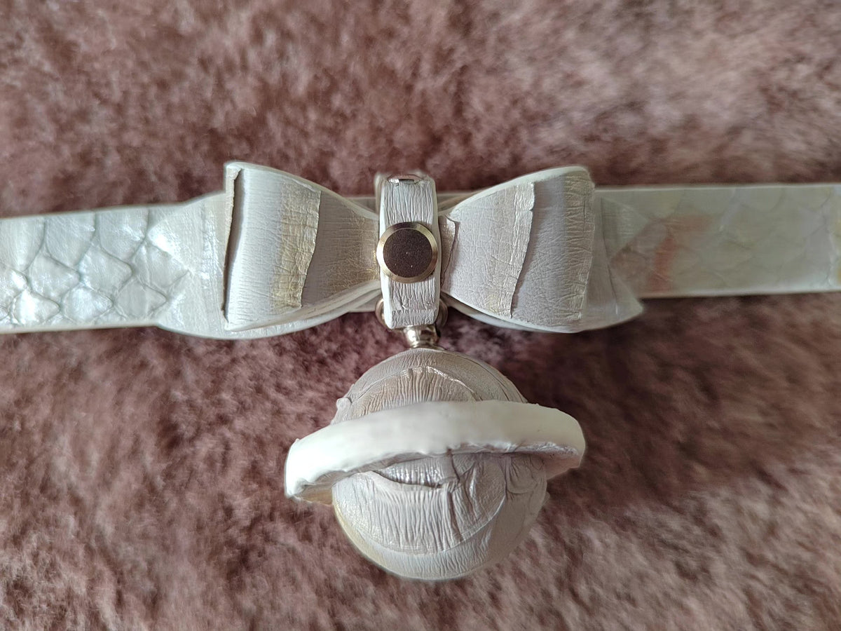 Collier pour chien effet peau de serpent blanc