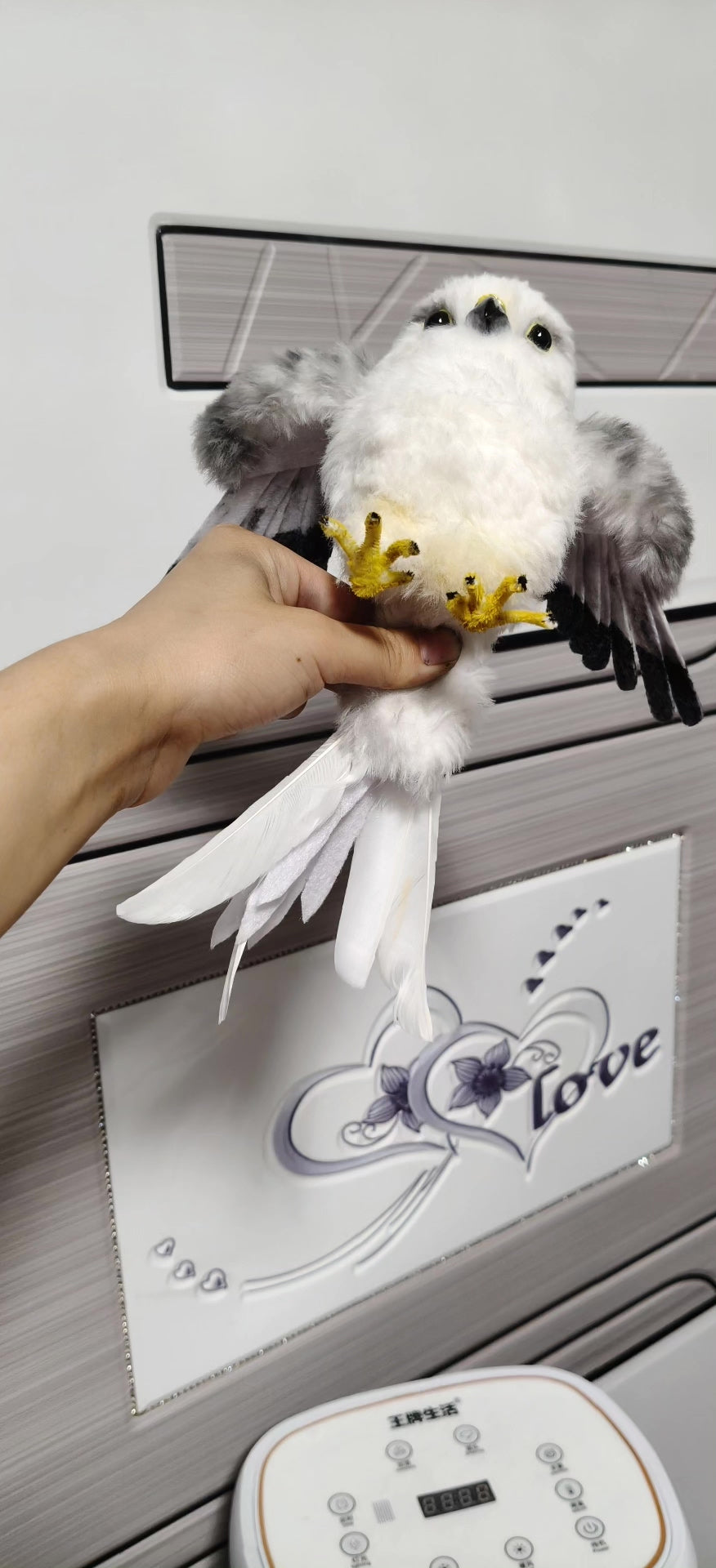 Creatura Fantastica Falco Pellenano in Chenille